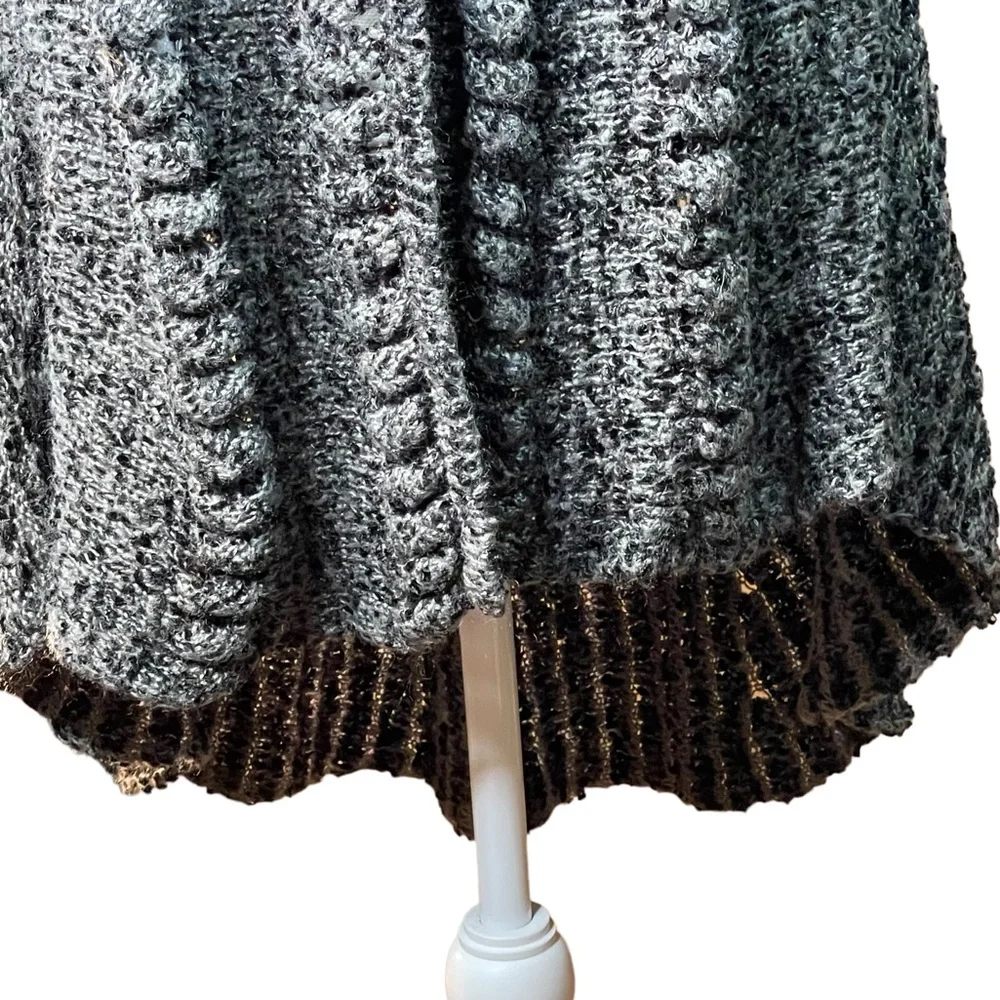Yaira Womens Open Front High Lo Grey Sweater Cardigan with Back Design Size M - Picture 5 of 8
